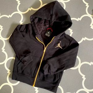Jordan black hoodie 3T